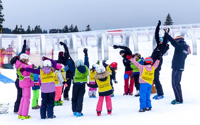 Ski-Kids in der Schule Feldberg 